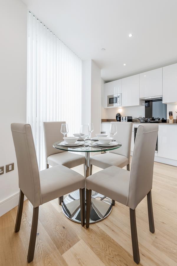 Luxury Stratford Apartment London Exterior photo